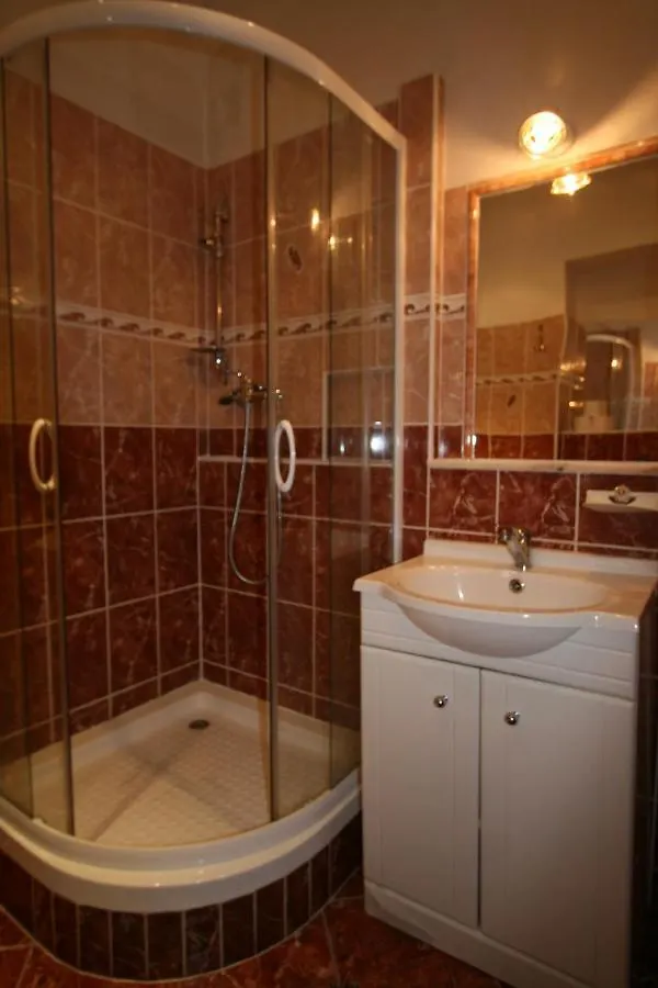 Apartment No. 9 At 5. Kvetna 6 Karlsbad Tsjechië