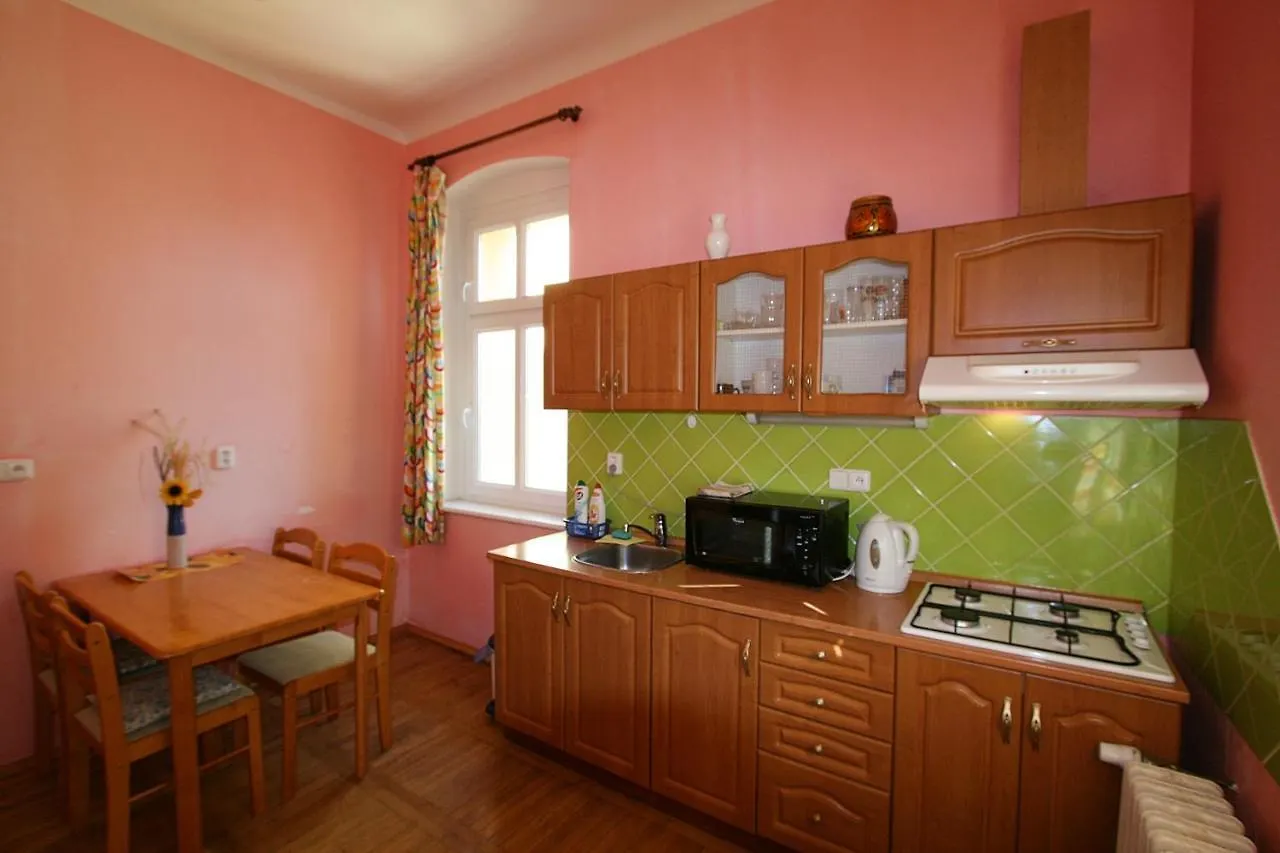 Apartment No. 9 At 5. Kvetna 6 Karlsbad